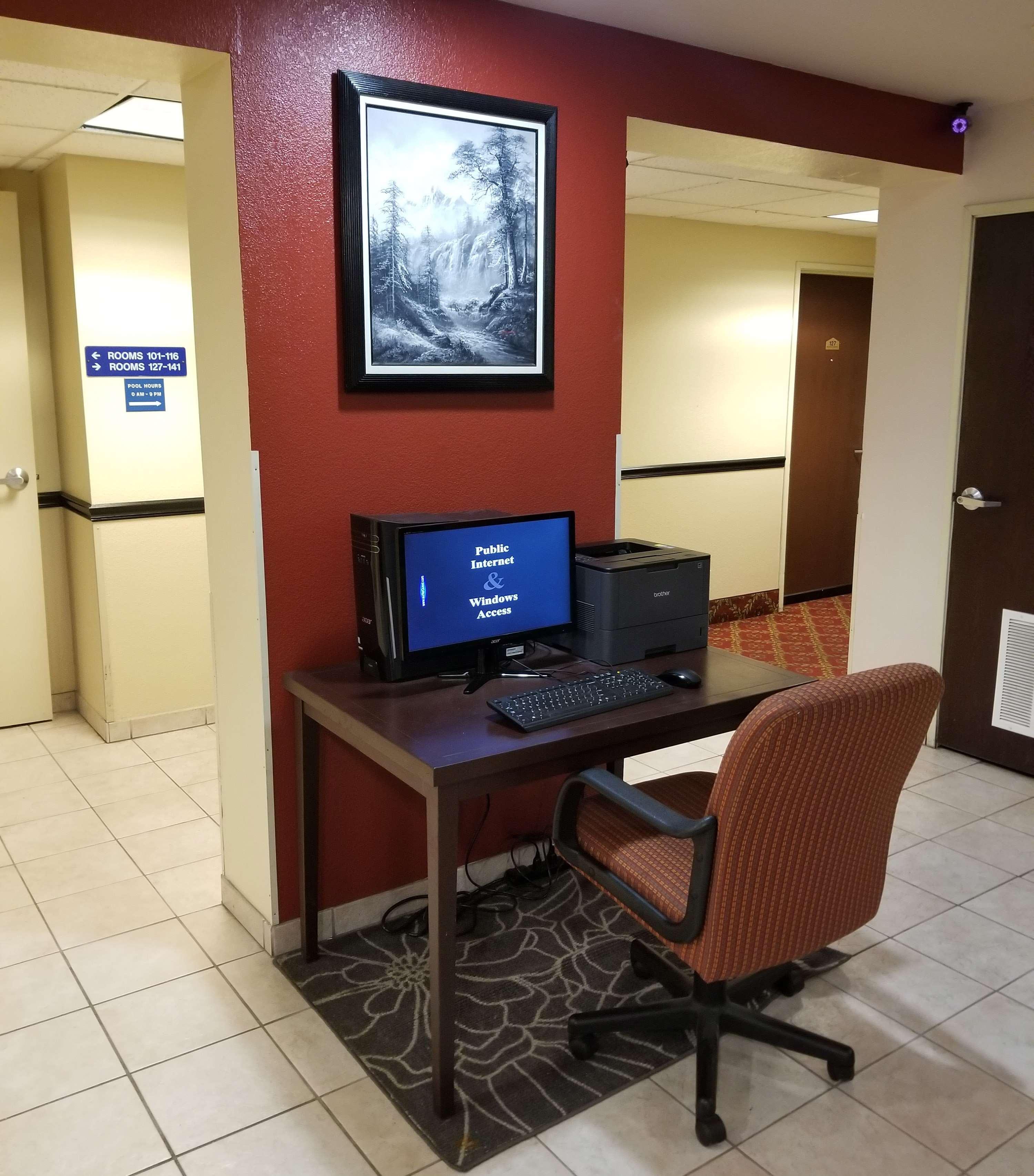 Best Western Plus Palm Court Hotel Davis Ngoại thất bức ảnh