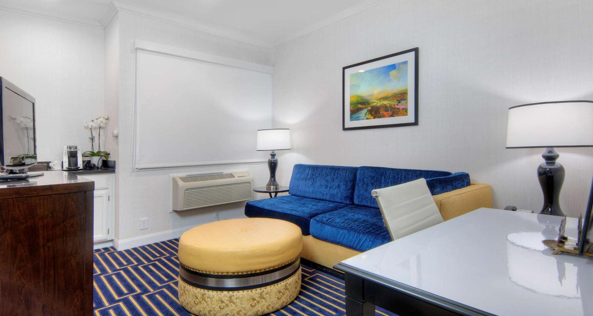 Best Western Plus Palm Court Hotel Davis Ngoại thất bức ảnh