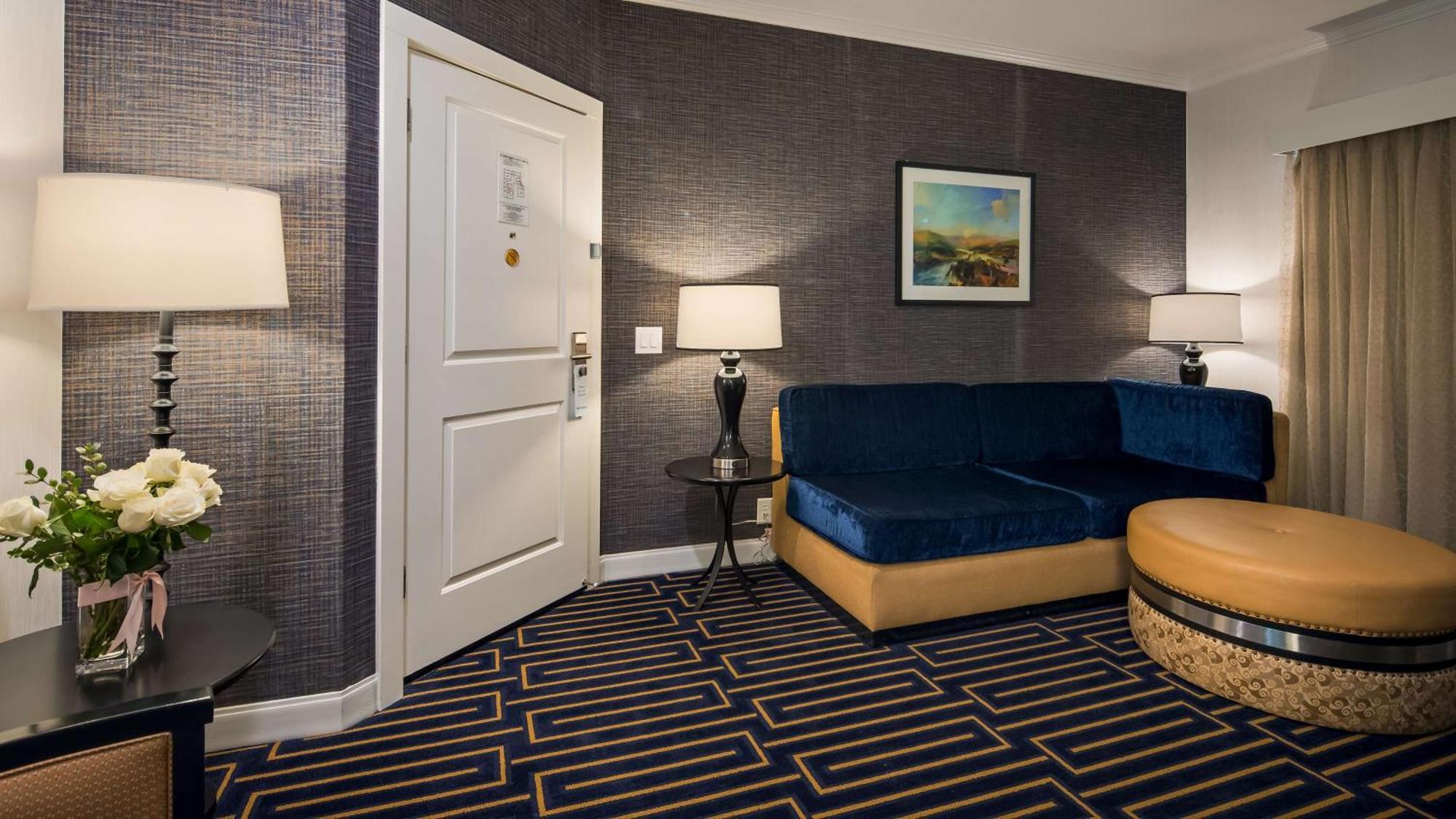Best Western Plus Palm Court Hotel Davis Ngoại thất bức ảnh
